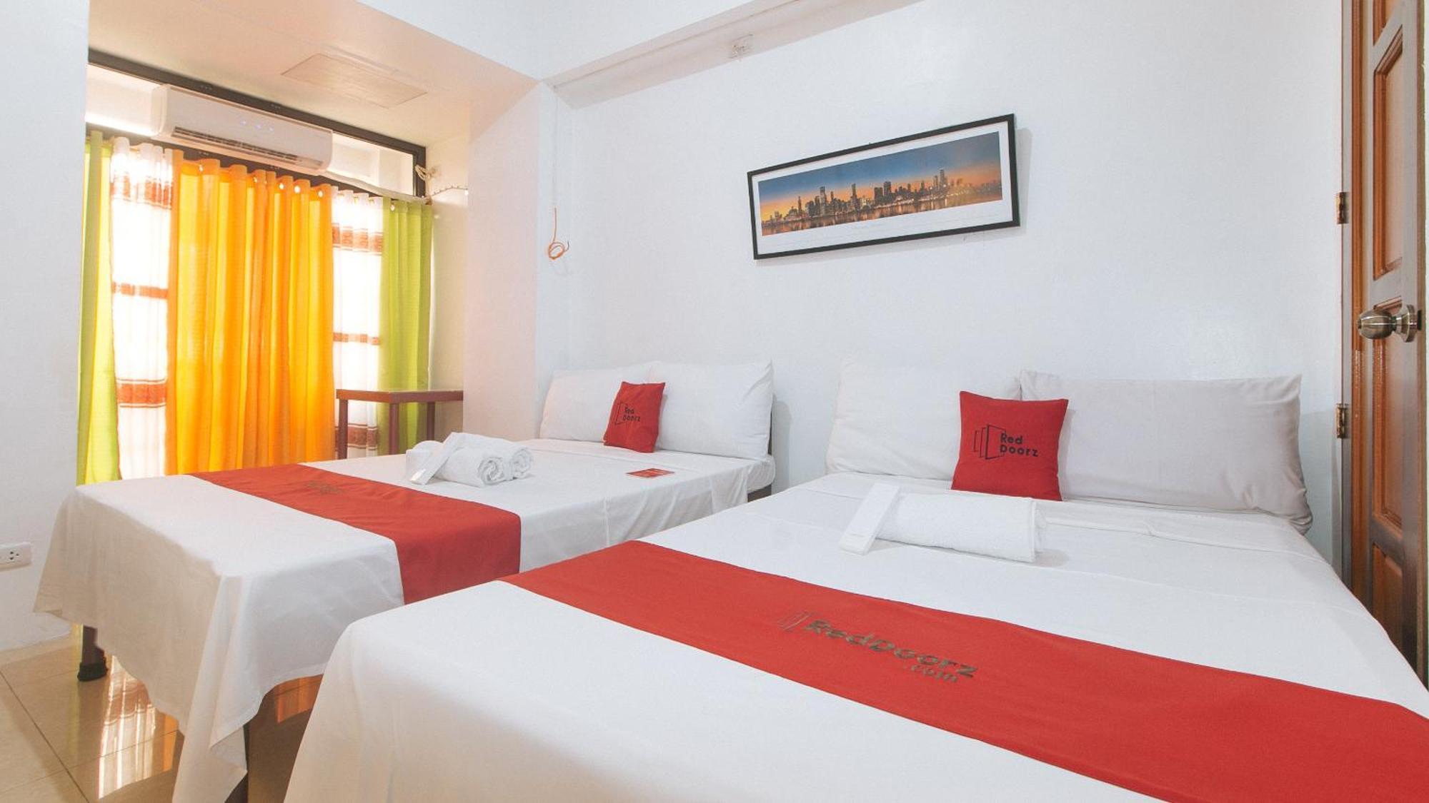 Reddoorz Near Lrt 2 Antipolo Station Hotel Bagian luar foto