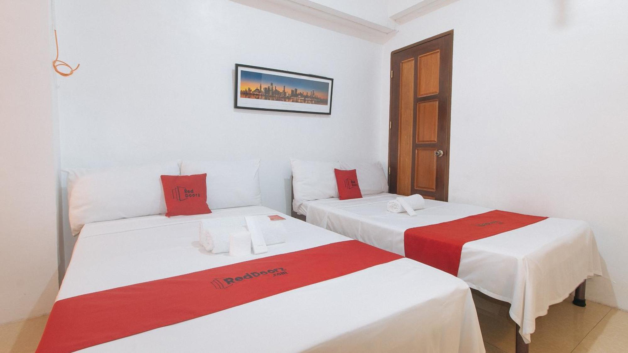 Reddoorz Near Lrt 2 Antipolo Station Hotel Bagian luar foto