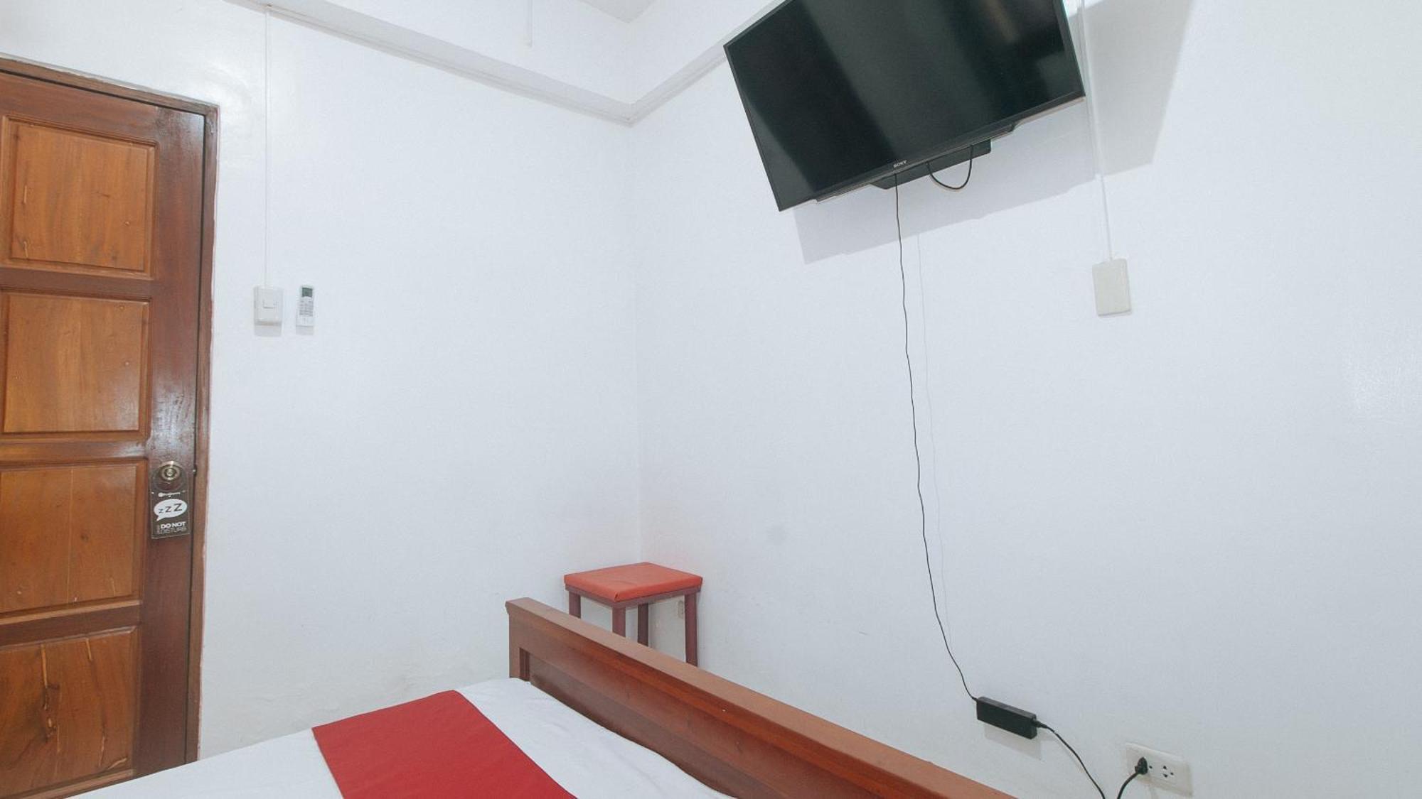 Reddoorz Near Lrt 2 Antipolo Station Hotel Bagian luar foto